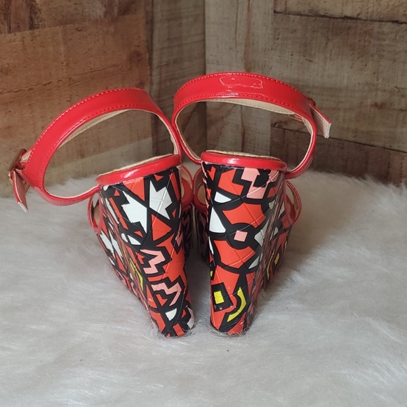 Liliana Wedges - Picture 3 of 12